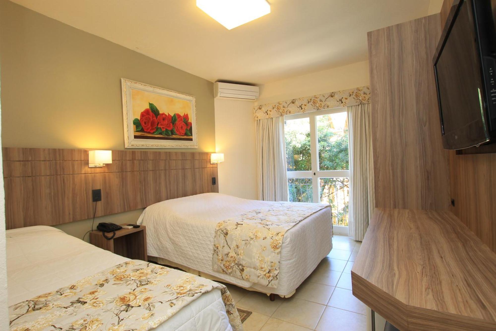 Pousada Águia Branca Gramado Habitación foto