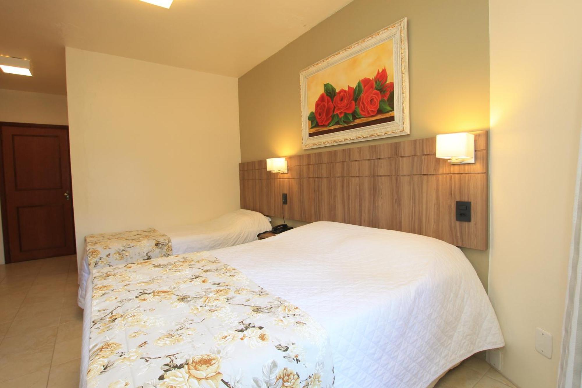 Pousada Águia Branca Gramado Habitación foto